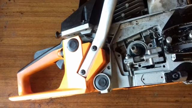 Как заменить маслонасос?. ремонт китайской бензопилы смотреть онлайн