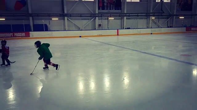 Детский хоккей в Сочи - как выглядят игровые тренировки в ХК Союз? смотреть онлайн