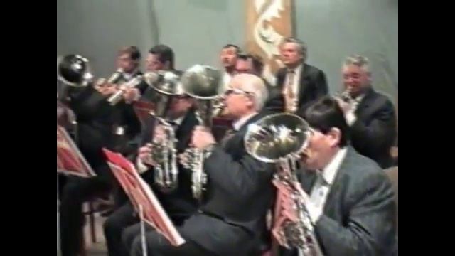 Вальс из оперы Далеко от Москвы - духовой оркестр смотреть онлайн