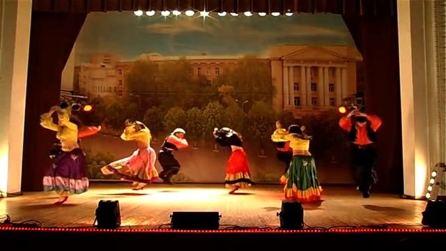 Цыганский танец. Ансамбль "Веселка" г. Днепропетровск смотреть онлайн
