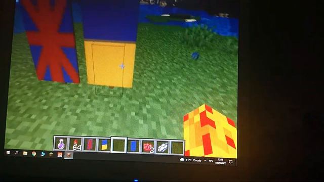 Как сделать флаг Великобритании , Украины , России и Польши в Майнкрафте. смотреть онлайн