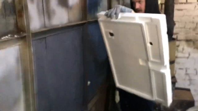Гаражная движуха. Утепляем ворота гаража. смотреть онлайн