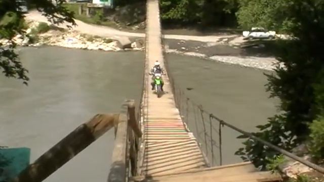 Переезд через Мзымту смотреть онлайн