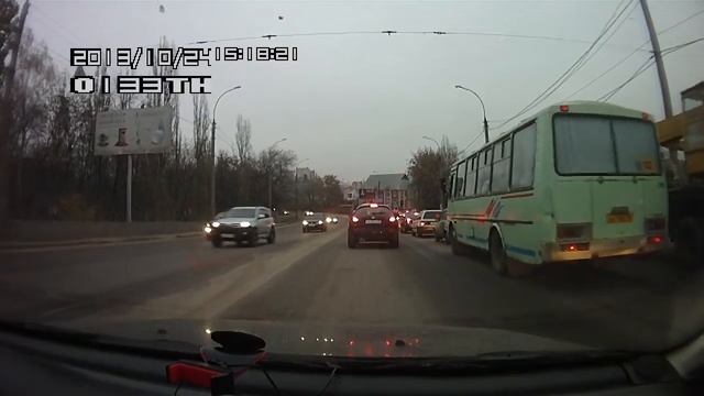 Обидчик справа на 56 секунде смотреть онлайн