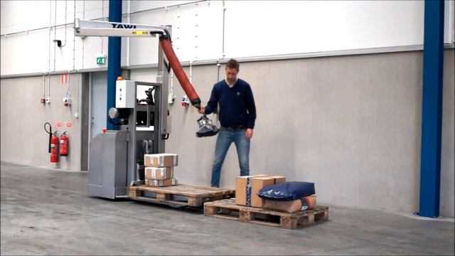 TAWI VacuCobra - Вакуумный подъёмник-манипулятор - Коробки смотреть онлайн