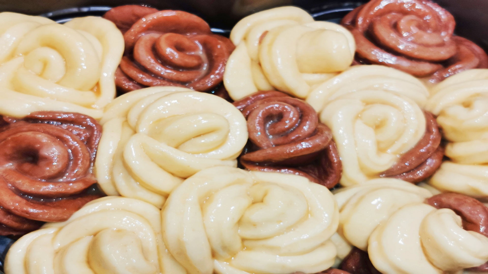 ?Пирог сдобный для мамочки Дикая роза. Красиво, вкусно и приготовить очень легко! смотреть онлайн