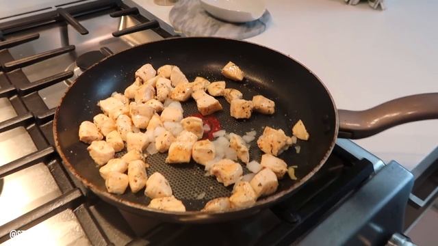 What I Eat In A Day - Anastasia Karanikolaou смотреть онлайн