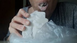 Влажная глыба мела Богородский. / Wet chalk