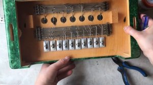 Ремонт гармони Чайка-2. Замена клапанов часть 2.