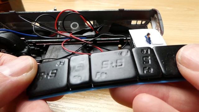 Small upgrade of an old Lima BR216 - first run after good cleaning and adding red LED light смотреть онлайн