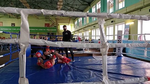 Линьков Сергей Чемпионат  Киева по Тайскому Б. в Броварах