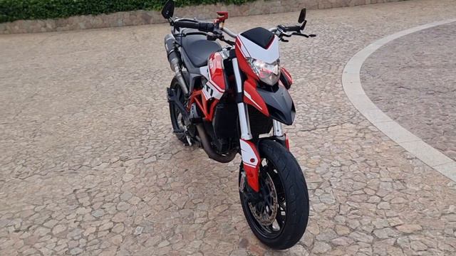 Ducati Hypermotard 821 смотреть онлайн