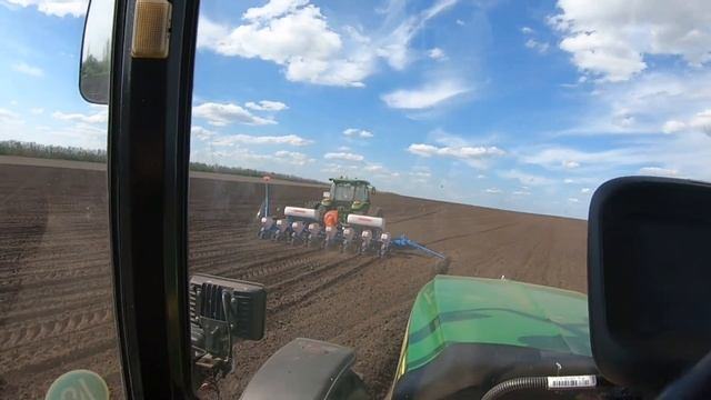 выехали сеять кукурузу. смотреть онлайн