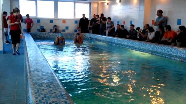 Заплыв в бассейне. Соревнования Iron Baby в "Магис-Спорт" смотреть онлайн