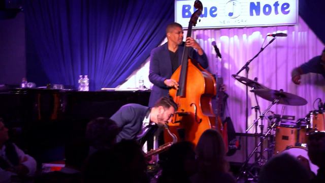 Hyper Speed Blowing at Blue Note NYC with Chris Botti смотреть онлайн