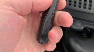 Проверка тормозной жидкости. Как проверить тормозную жидкость Smart ForTwo [Eng Sub]