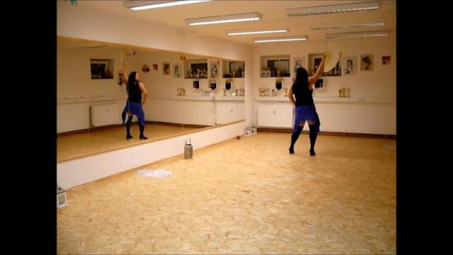 Halloween - taneční ukázka od Eva Shareefa - lekce arabic flamenco s vějířem смотреть онлайн