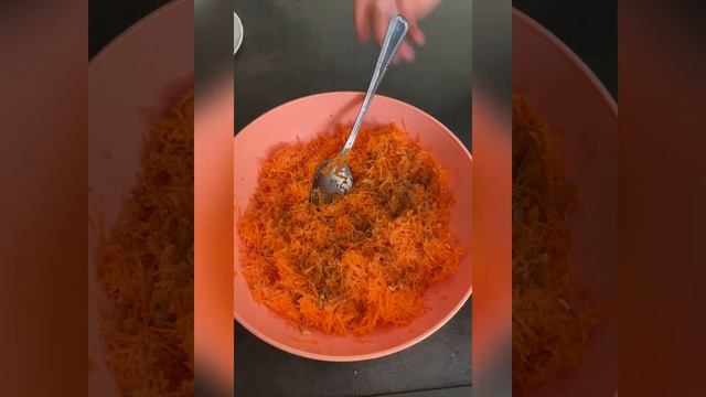 Морковный салат на скорую руку! смотреть онлайн