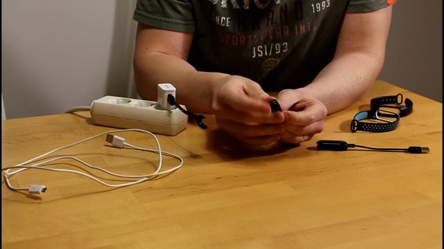 Mi Band doesn't charge? Try these tips to fix it! Works every time! смотреть онлайн