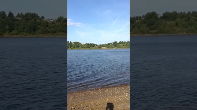 Вдвоем по воде на снегоходе