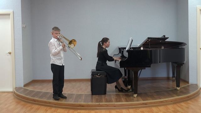 Коротаев Захар - Г.Гендель "Менуэт" смотреть онлайн