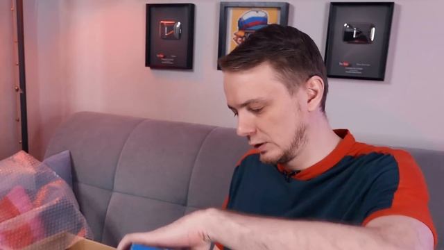 Посылка застряла на таможне! ШЕСТЬ КГ ИГР И КОНСОЛЕЙ / #Большая_Распаковка смотреть онлайн