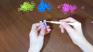 "Плетение из резинок как плести из резинок браслет Рыбий хвост".