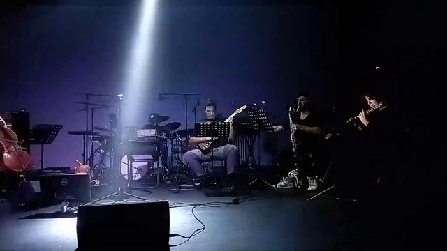 Мирела Ивичевич «CASE BLACK» для ансамбля и электроники смотреть онлайн
