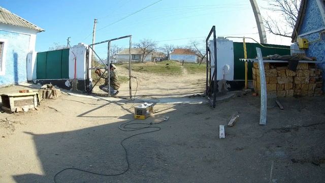 Что делать если метал повело при сварке! Показываю пример на своих воротах. ИМХО смотреть онлайн