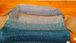 Летний топ спицами (хэйворд) из пряжи YarnArt flowers.