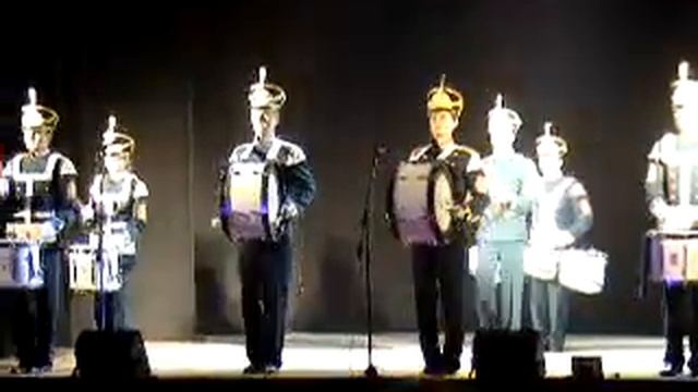 Барабанное шоу Hammers на 3 Межрегиональном фест барабанщиков и мажореток смотреть онлайн
