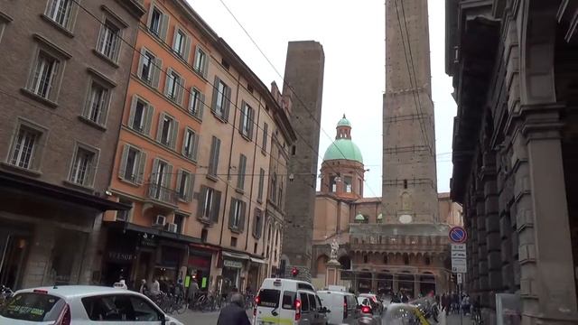 Путешествие по Италии. Болонья смотреть онлайн