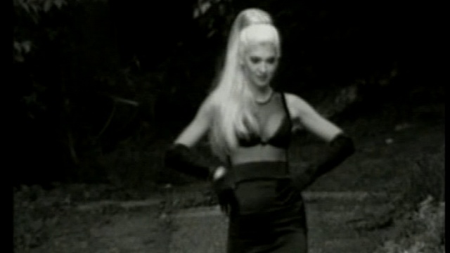 Jelena Karleusa - Zenite Se Momci