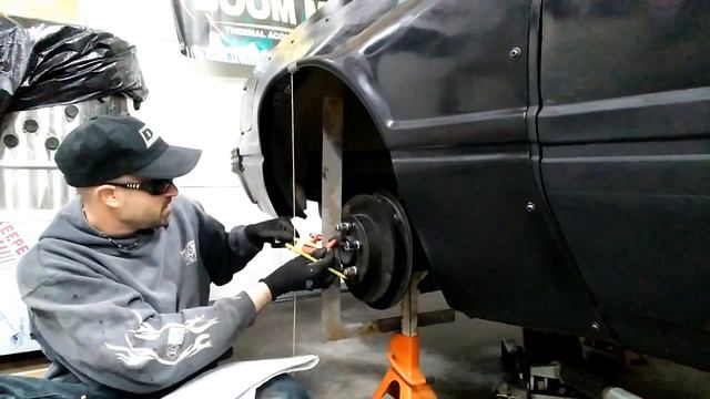 Measuring for Custom Wheels on a Widebody Build смотреть онлайн