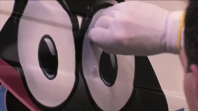 Applying Ritrama Vehicle Wrap Vinyl on Surfaces with Rivets from Doro Tape смотреть онлайн