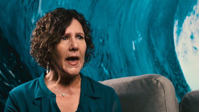Interview with Susan Buxbaum using the Oktava MK-012 Cardioid Microphone смотреть онлайн
