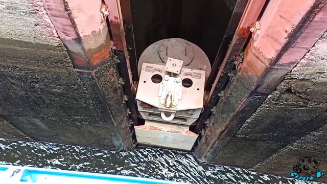 ШЛЮЗование теплохода. Весь процесс. Locking the ship. Whole process. 锁定飞船 全过程 смотреть онлайн