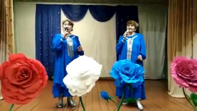 Дуэт Сардаана Епифанцева уонна Валентина Захарова. Ленскэй, Чамча.#сахалыыырыалар смотреть онлайн