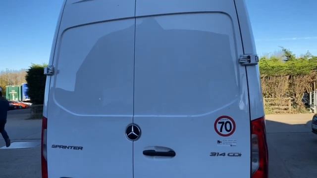 MERCEDES-BENZ SPRINTER 2.1 314 CDI 141 BHP смотреть онлайн