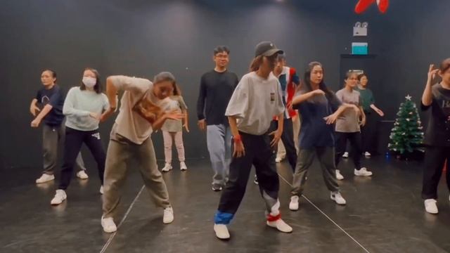 Popping Dance - SBK Anthem by Dogg Master смотреть онлайн