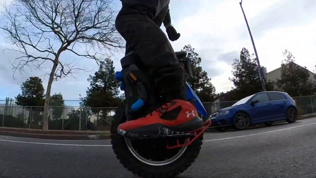 Begode T4 Review! Full Suspension Electric Unicycle! смотреть онлайн