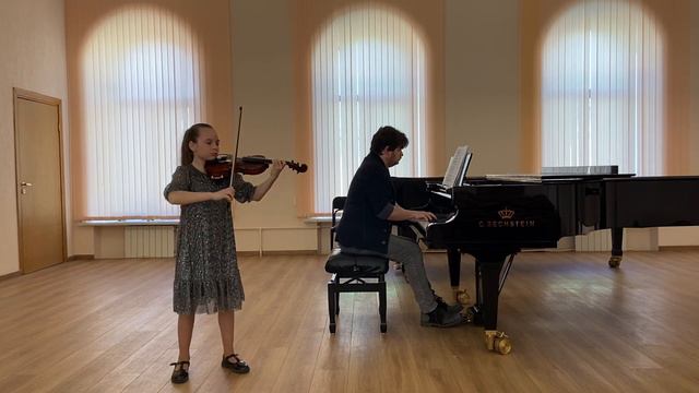 Ф. Холлендер «Легкий концерт» смотреть онлайн