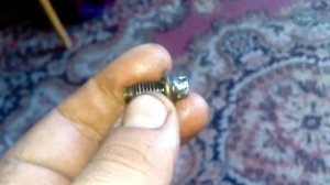 Течет масло по поддону Mazda familia 323