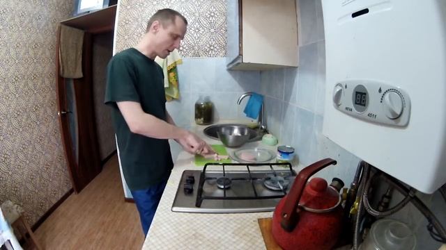 Салат Оливье. Готовим не глядя смотреть онлайн