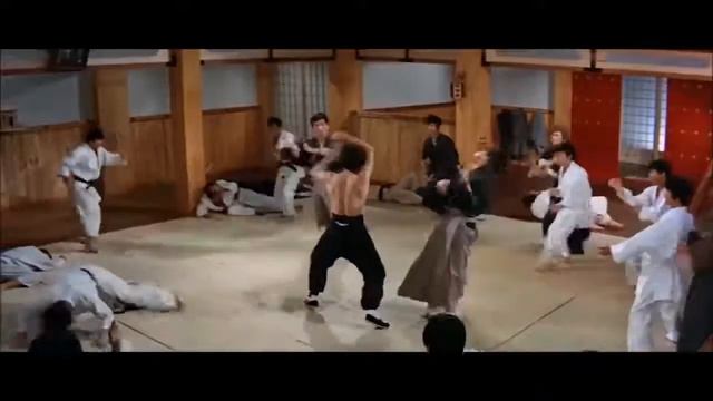 Брюс Ли Против Каратистов. 