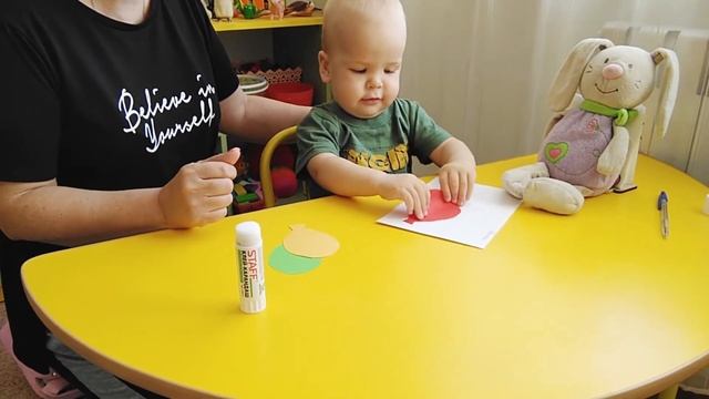 Сиреневая (младшая группа). Аппликация "воздушные шарики" смотреть онлайн