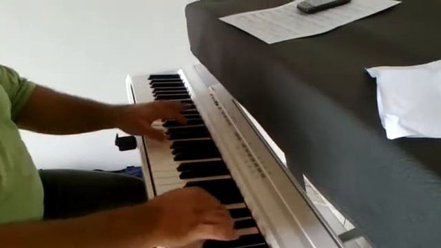 Solo - Piano Digital Yamaha P-105 смотреть онлайн