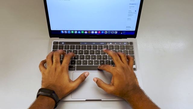MacBook Pro Mid 2020 Longterm Review ??? in Tamil @TechApps Tamil смотреть онлайн