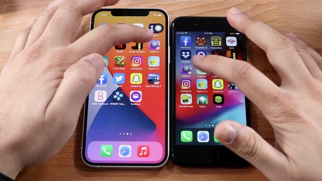 iPhone 12 Vs iPhone 7! (Comparison) (Review) смотреть онлайн