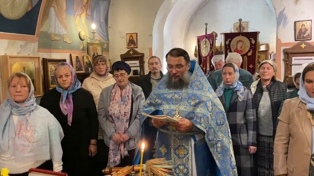 Молитва Богородице перед иконой Ее «Неопалимая Купина» смотреть онлайн